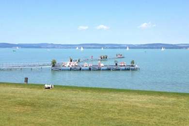 balatonoszodi_hullam_udulopark_sajat_strandja041